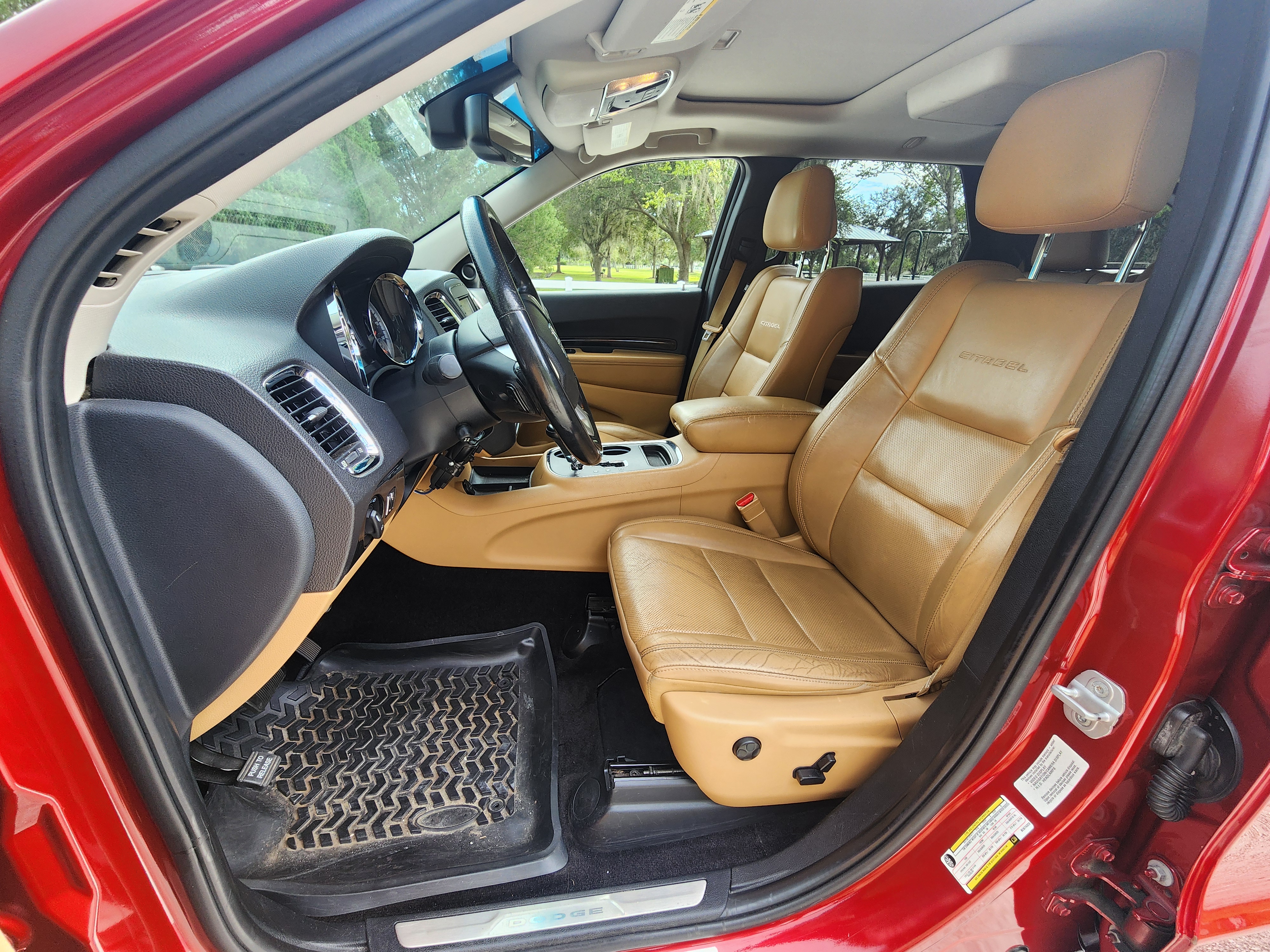 Used 2011 Dodge Durango Citadel w/ Trailer Tow Group IV RWD image 16