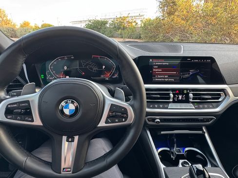 Used 2022 BMW 330i Sedan w/ M Sport Package image 21