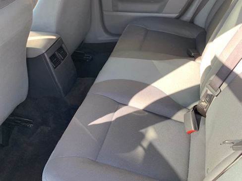 Used 2005 Dodge Magnum SE image 6