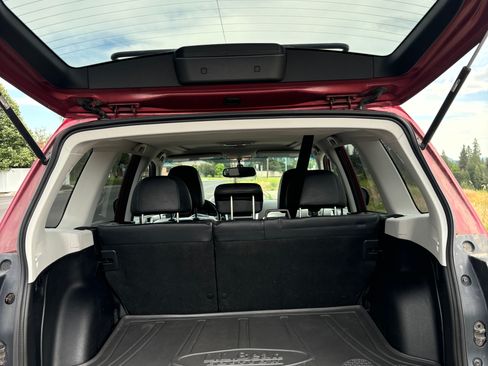 Used 2009 Subaru Forester 2.5X L.L. Bean image 2