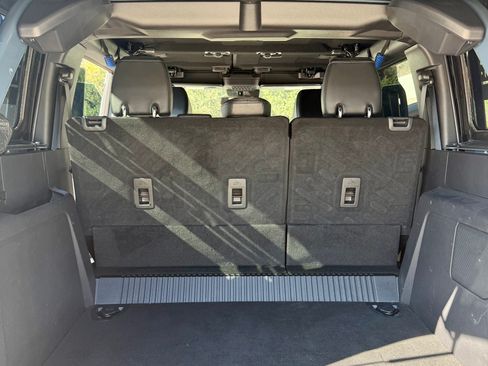 Used 2024 Ford Bronco Wildtrak image 23