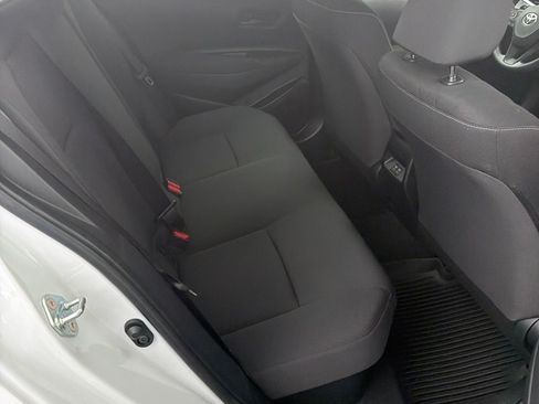 Used 2026 Toyota Corolla LE FWD image 6