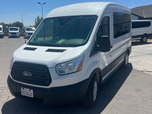 Used 2019 Ford Transit 150 XLT RWD image 1