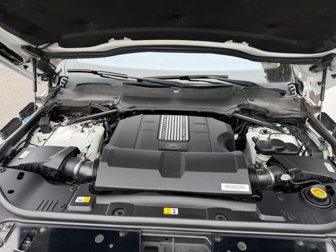 Used 2021 Land Rover Range Rover P525 Westminster Edition image 25