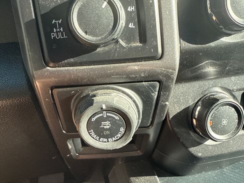 Used 2019 Ford F150 XLT w/ Equipment Group 302A Luxury image 15