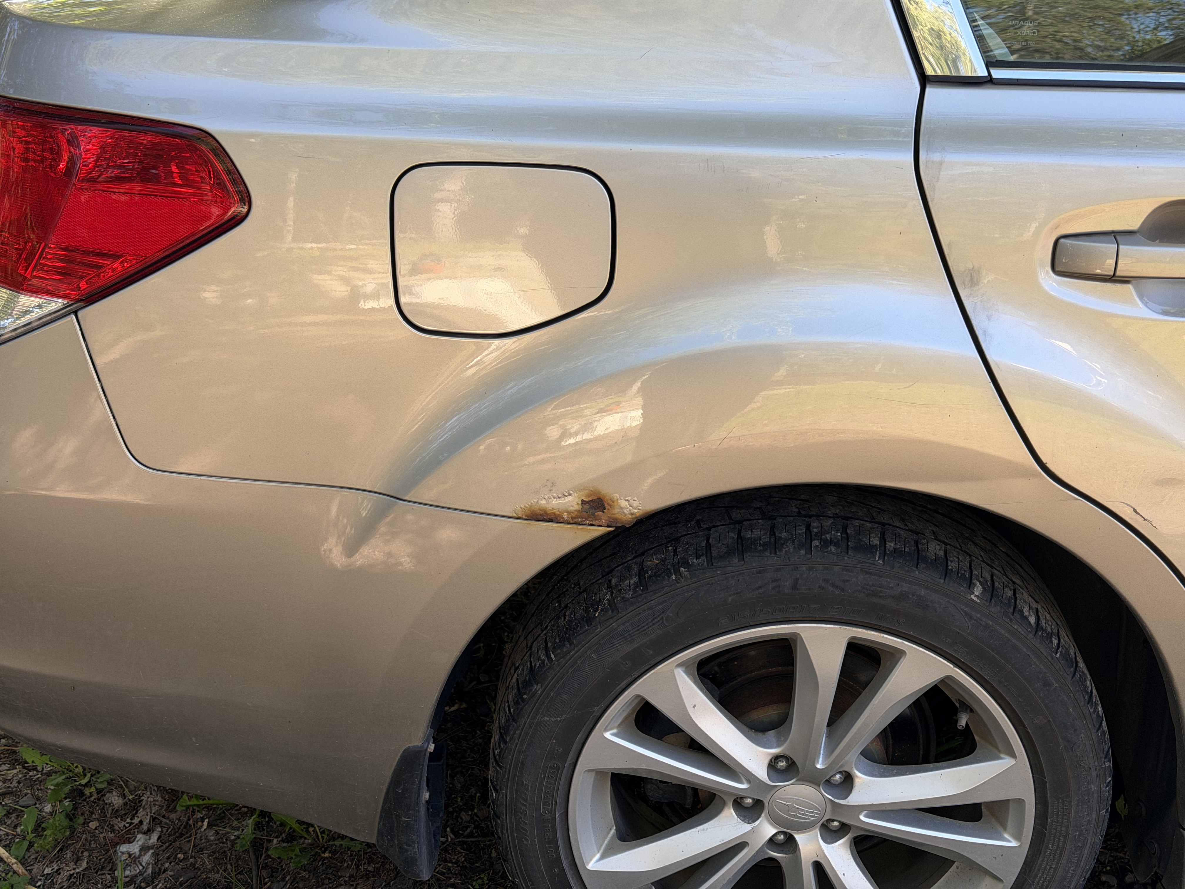 Used 2014 Subaru Legacy 2.5i Premium AWD/4WD image 6