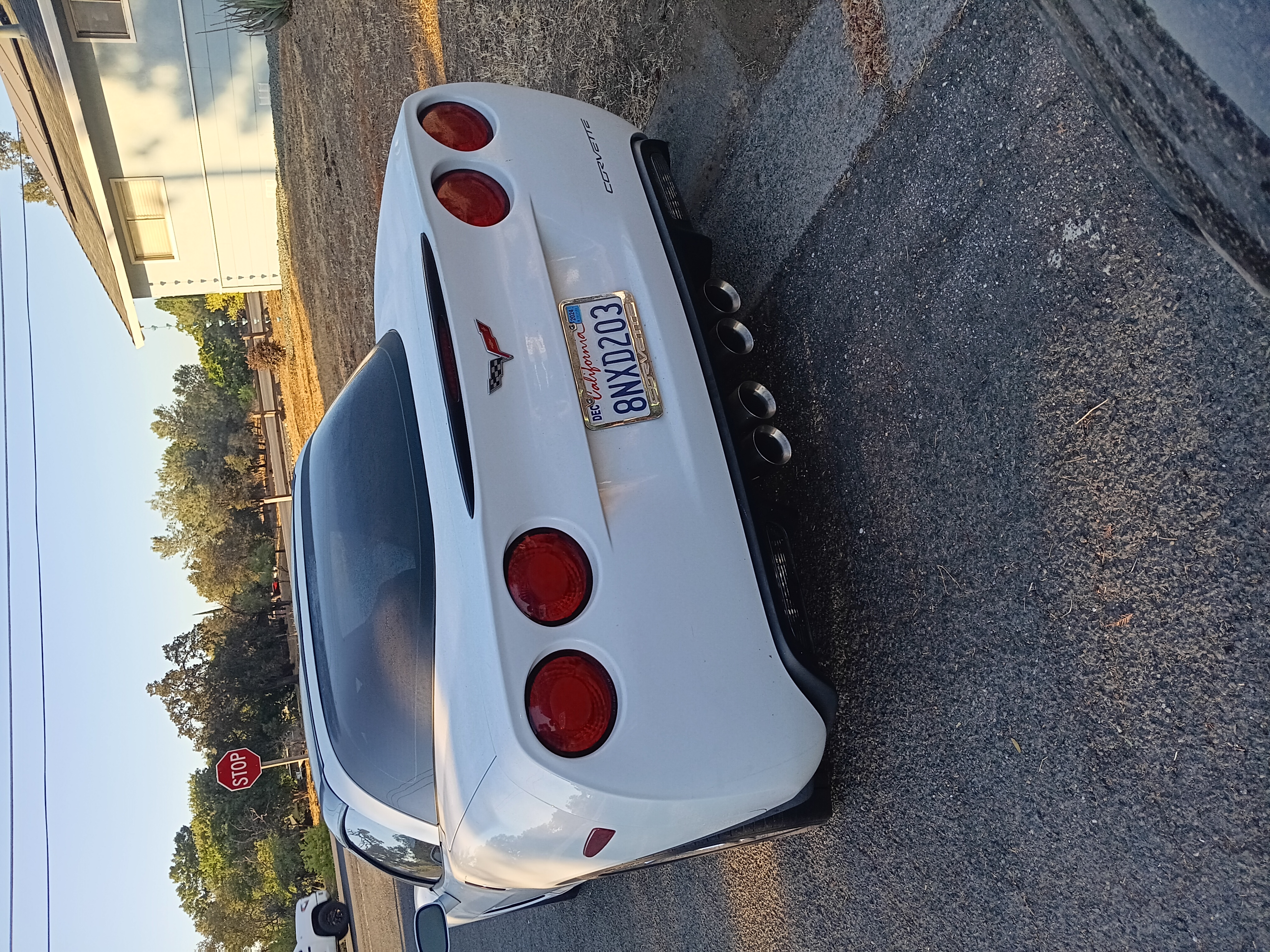Used 2006 Chevrolet Corvette Coupe w/ Preferred Equipment Group RWD image 2