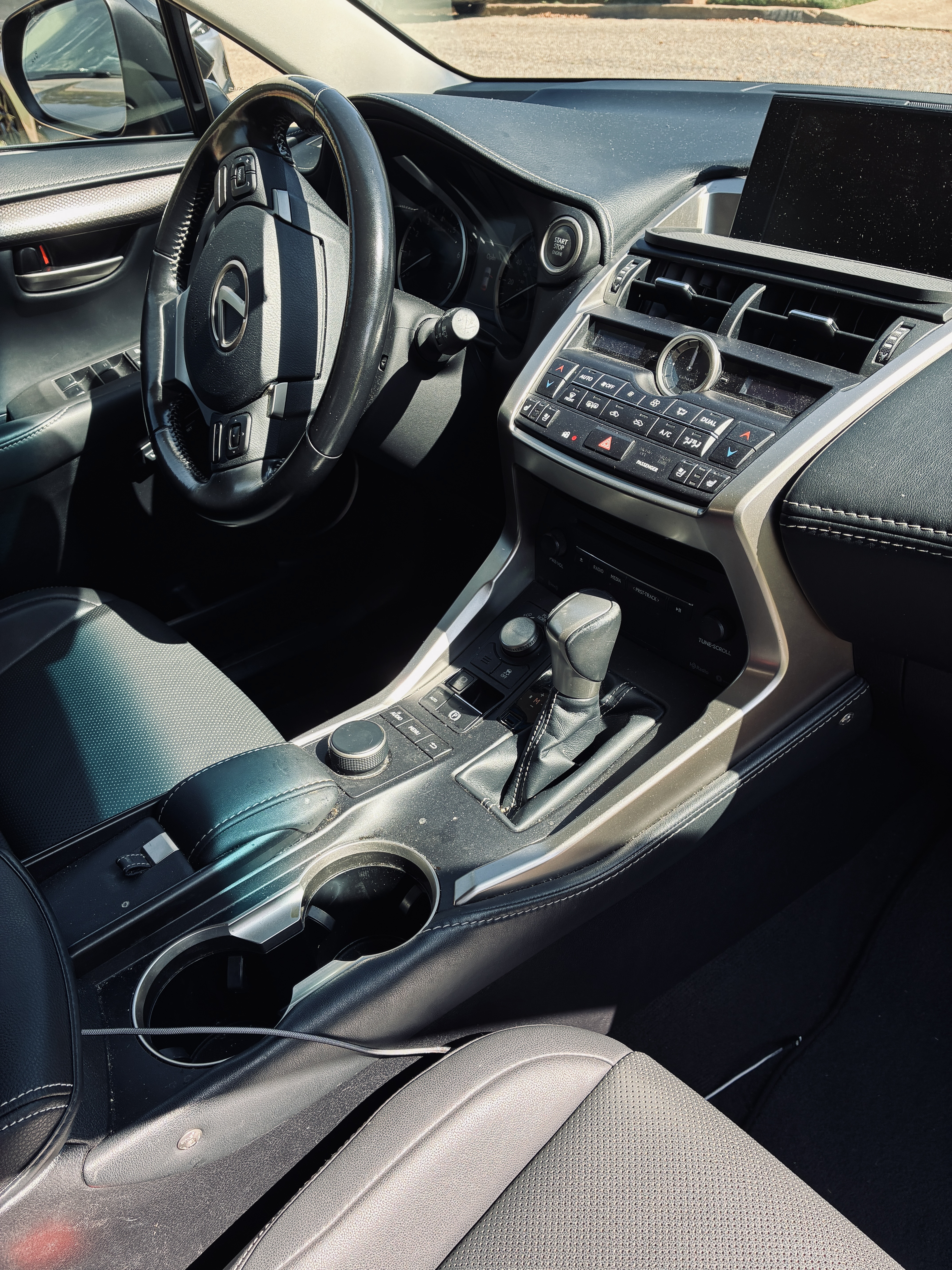 Used 2017 Lexus NX 200t FWD w/ Premium Package image 10