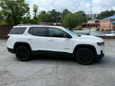 Used 2021 GMC Acadia SLT w/ Elevation Edition FWD image 2