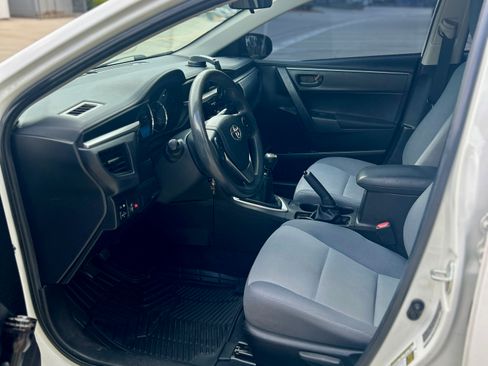 Used 2014 Toyota Corolla L FWD image 11