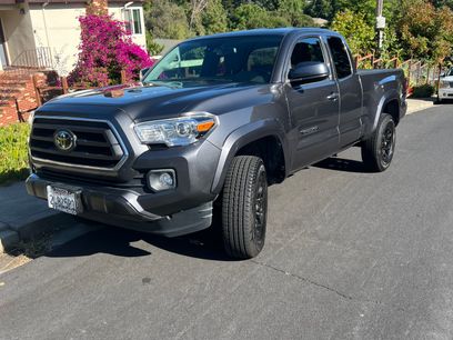 Used 2022 Toyota Tacoma SR5 w/ Black Out Package (TMS)
