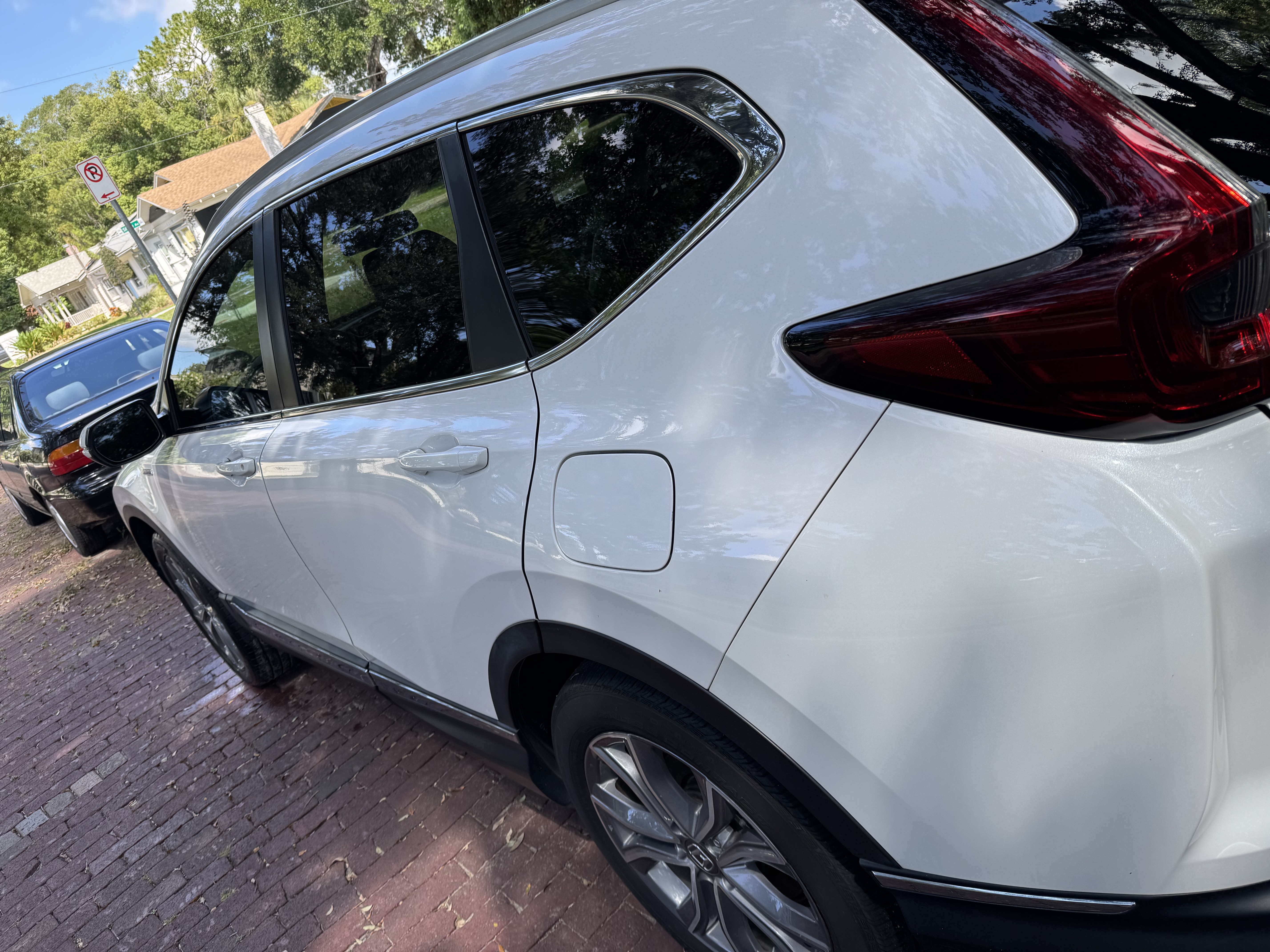 Used 2022 Honda CR-V Touring image 12