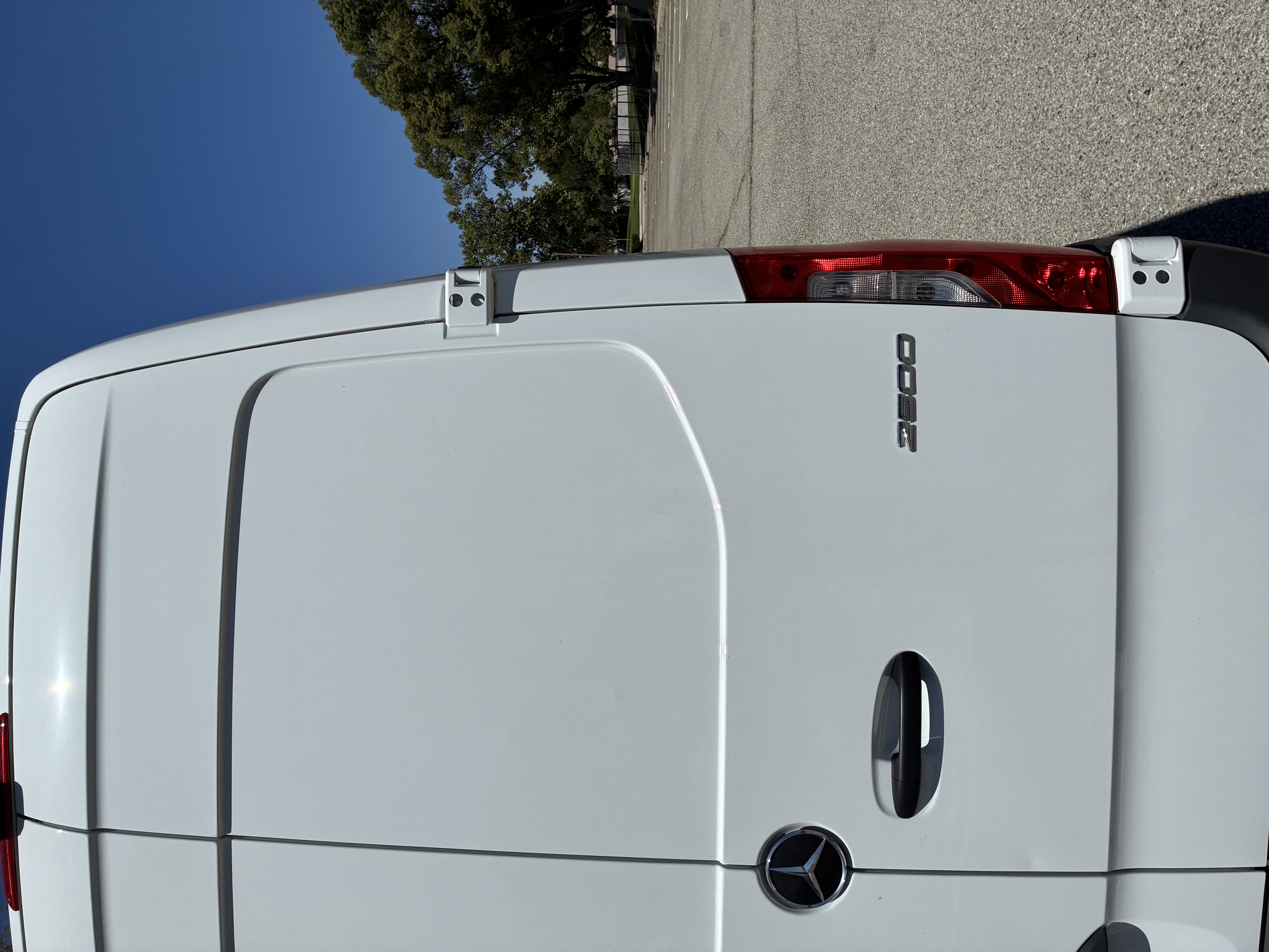 Used 2024 Mercedes-Benz Sprinter 2500 image 5