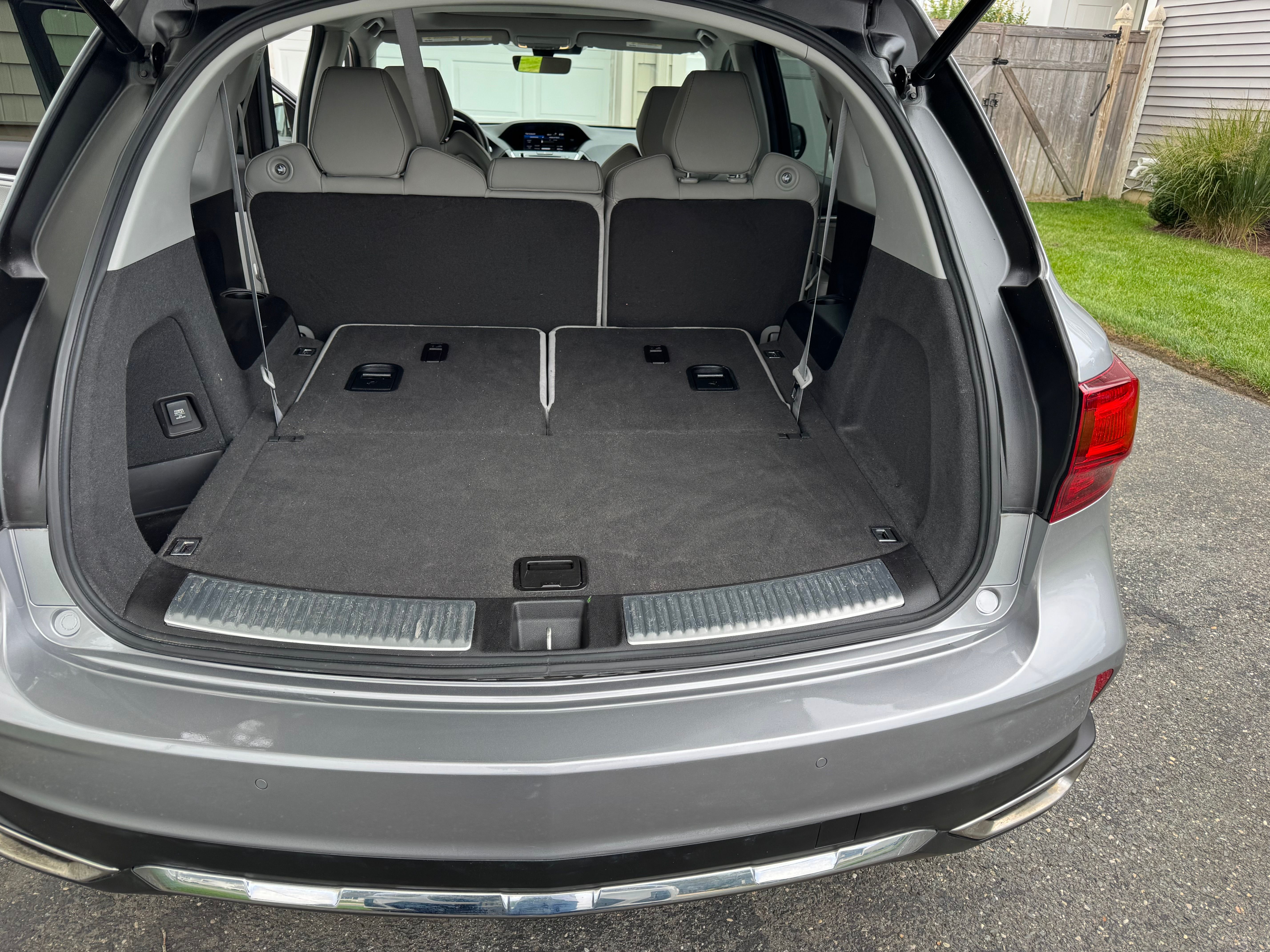 Used 2019 Acura MDX w/ Technology Package AWD/4WD image 11