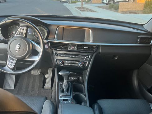 Used 2019 Kia Optima EX image 21