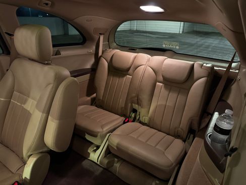 Used 2008 Mercedes-Benz R 350 4MATIC image 12