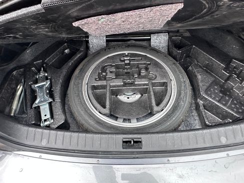 Used 2015 INFINITI Q50 Premium w/ Deluxe Touring Package image 32