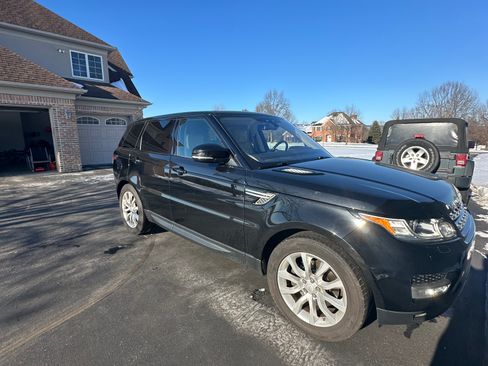 Used 2017 Land Rover Range Rover Sport HSE AWD/4WD image 4