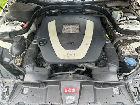 Used 2011 Mercedes-Benz E 350 Sedan image 2