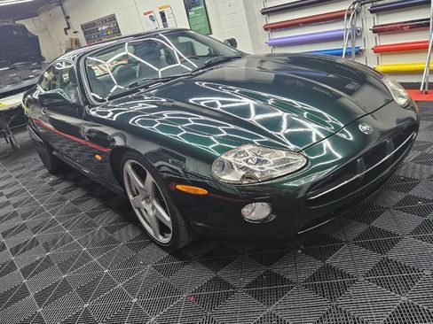 Used 2006 Jaguar XK8 Coupe RWD image 16