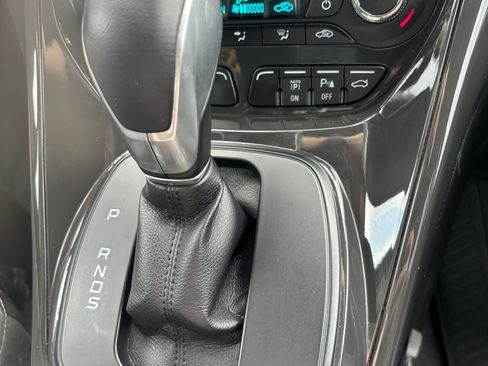 Used 2015 Ford Escape Titanium w/ Equipment Group 301A AWD/4WD image 15