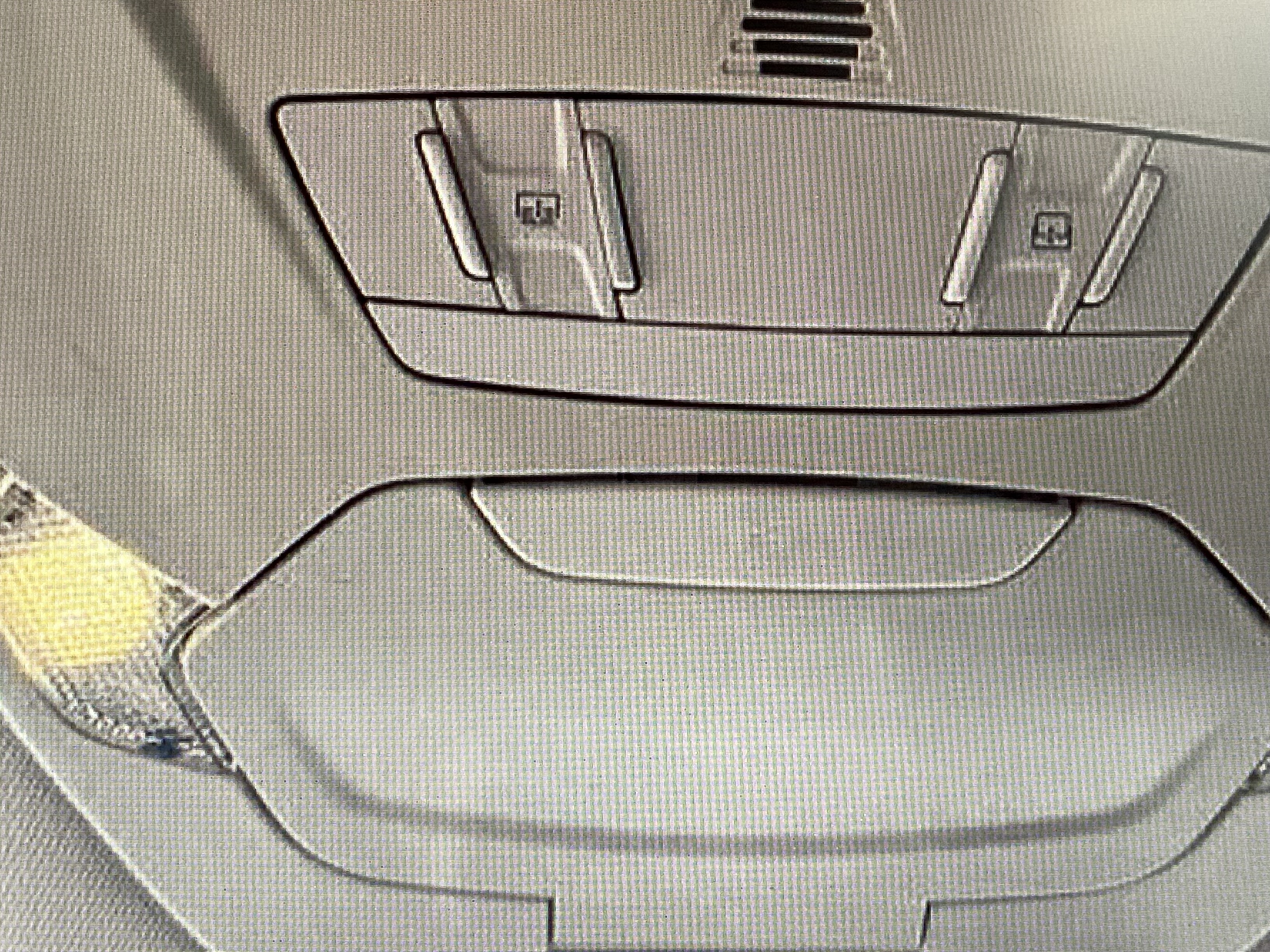 Used 2017 Ford Escape Titanium FWD image 2