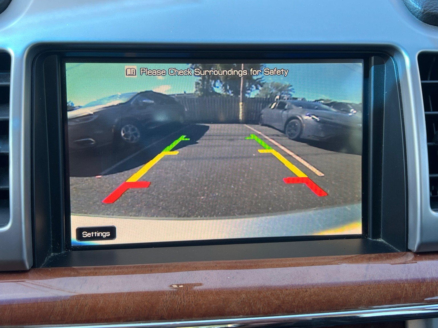 Used 2012 Lincoln MKZ FWD image 9