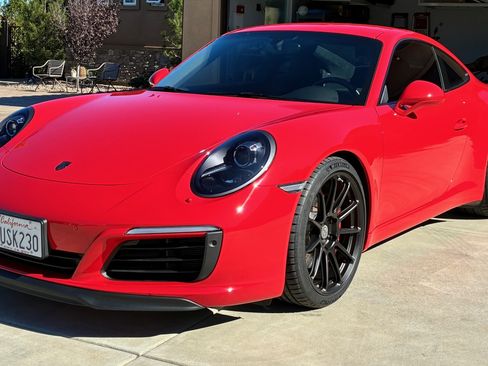 Used 2017 Porsche 911 Carrera image 2