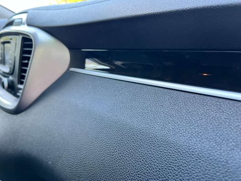 Used 2017 Kia Sorento LX AWD/4WD image 20