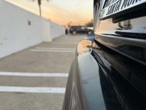 Used 2020 Volkswagen Tiguan S image 11