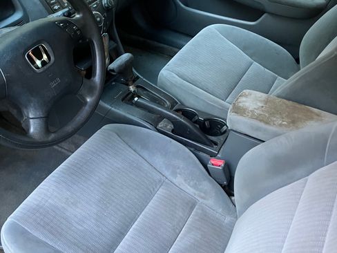 Used 2005 Honda Accord LX image 8