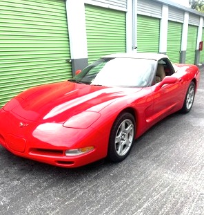 Used 1998 Chevrolet Corvette Convertible w/ Memory Pkg RWD image 2