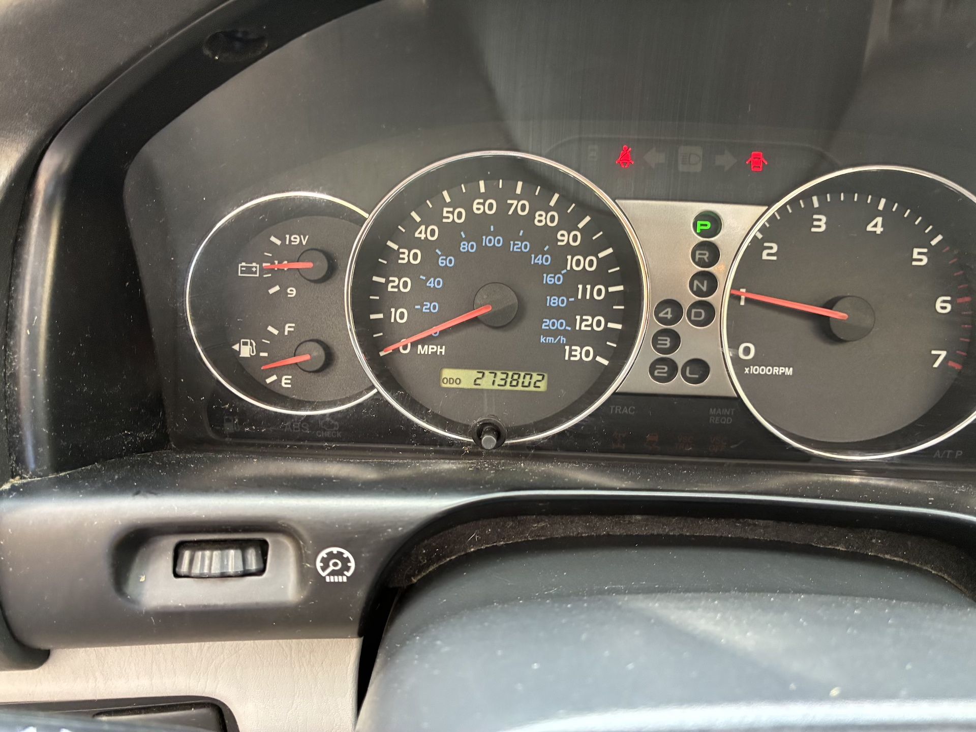 Used 2005 Toyota Land Cruiser AWD/4WD image 24
