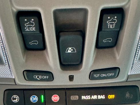 Used 2023 GMC Sierra 1500 Denali w/ Denali Reserve Package image 9