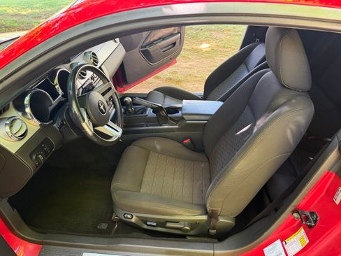 Used 2007 Ford Mustang GT RWD image 13