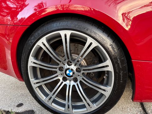 Used 2011 BMW M3 Convertible image 18