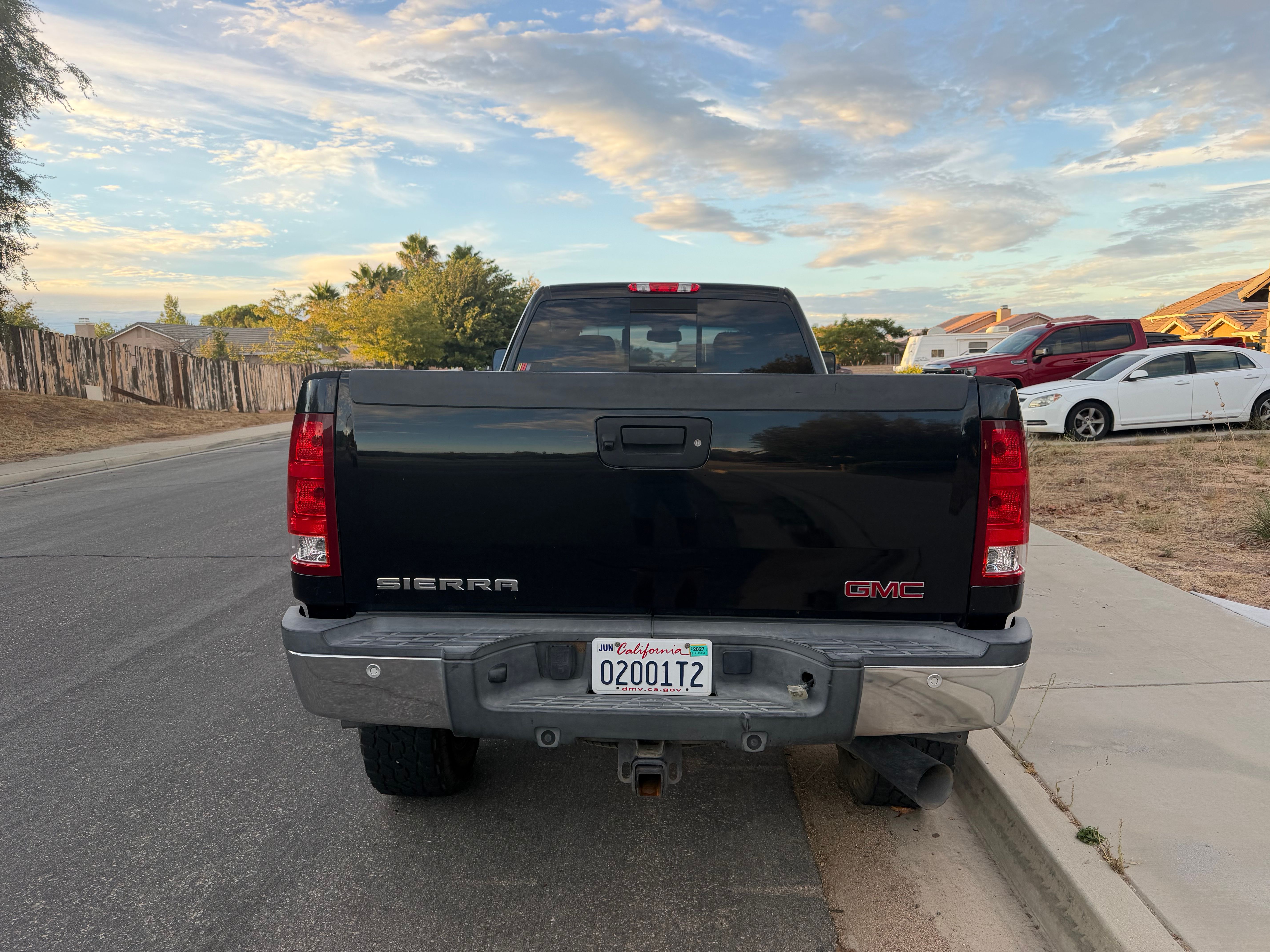 Used 2010 GMC Sierra 2500 SLT w/ SLT Convenience Package AWD/4WD image 14