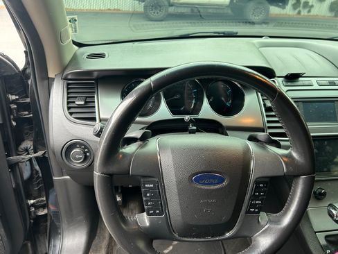 Used 2011 Ford Taurus SEL w/ 201A Rapid Spec Order Code image 10