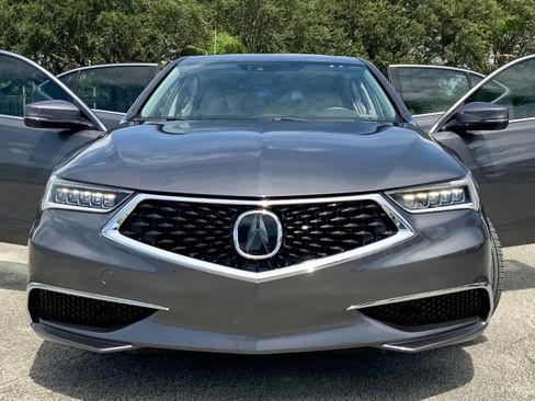 Used 2019 Acura TLX w/ Technology Package image 2