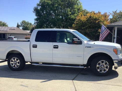 Used 2013 Ford F150 XLT w/ Luxury Equipment Group RWD image 8