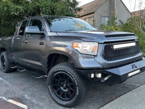 Used 2015 Toyota Tundra SR5 w/ TRD Off Road Package image 1