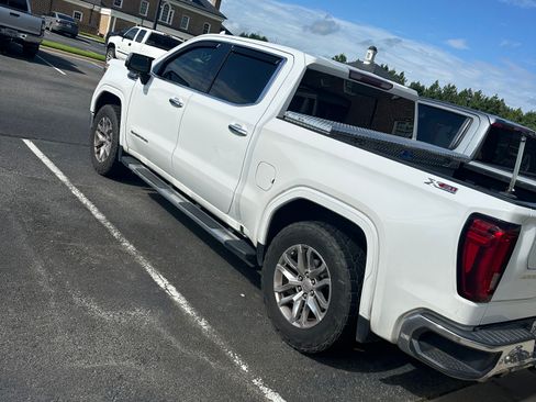 Used 2020 GMC Sierra 1500 SLT w/ SLT Premium Plus Package AWD/4WD image 8