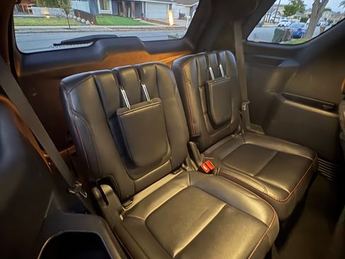 Used 2019 Ford Explorer Sport w/ Equipment Group 401A AWD/4WD image 9
