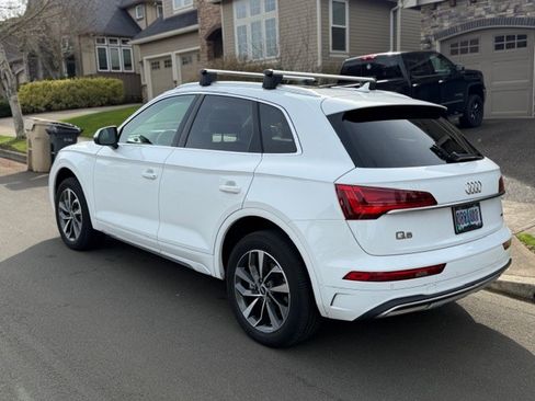 Used 2021 Audi Q5 2.0T Premium w/ Convenience Package image 5