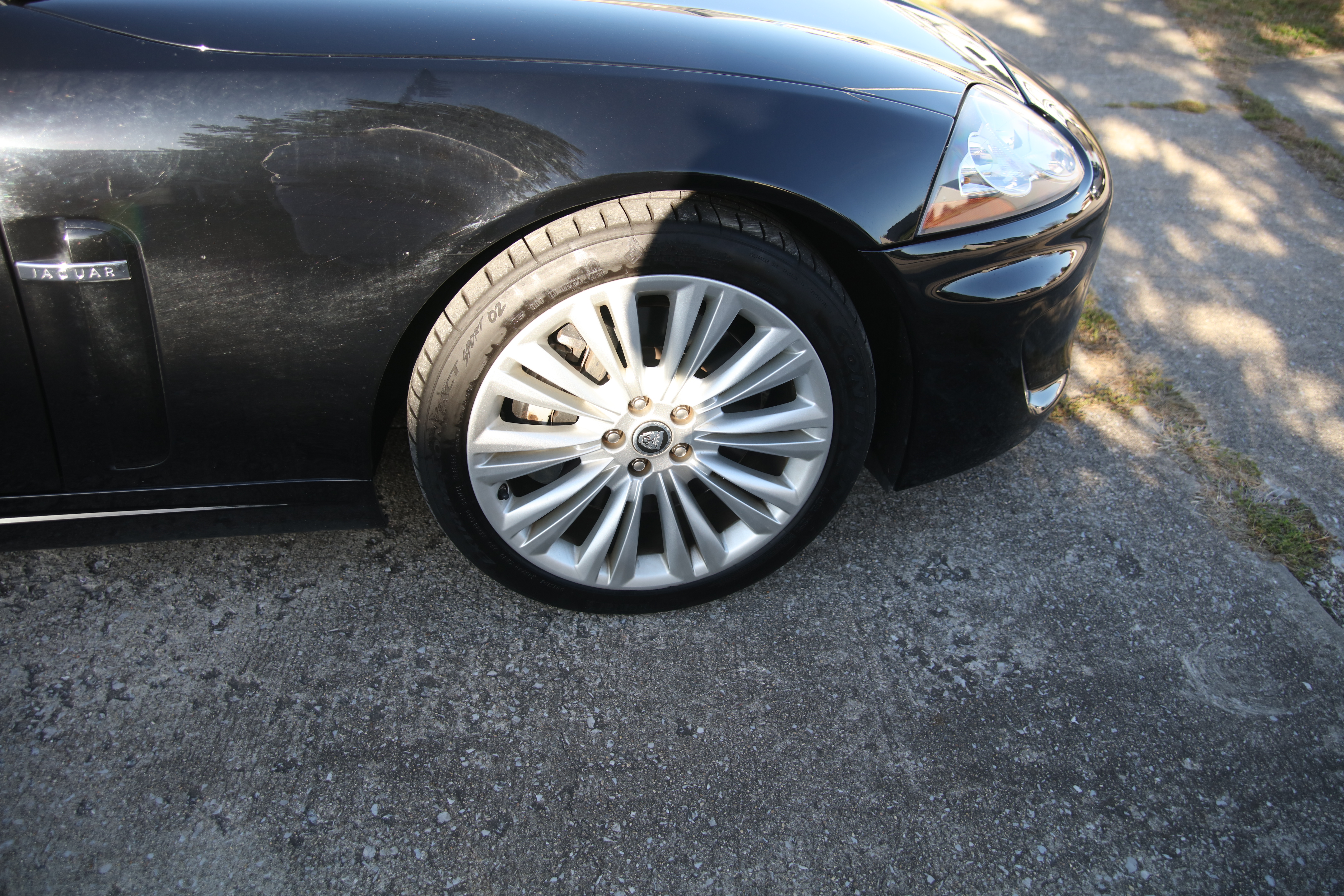 Used 2010 Jaguar XK Coupe RWD image 17
