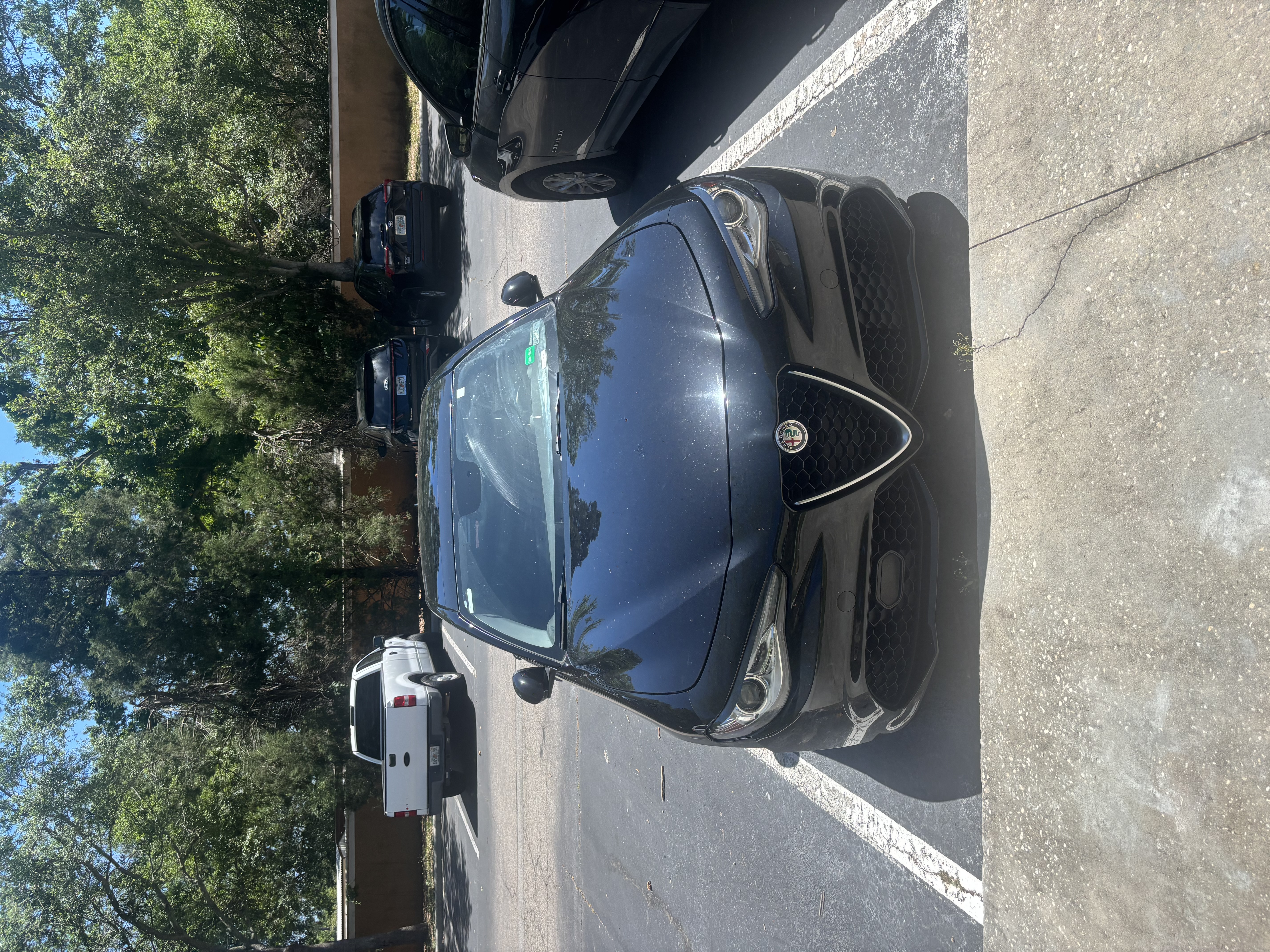 Used 2017 Alfa Romeo Giulia AWD image 1