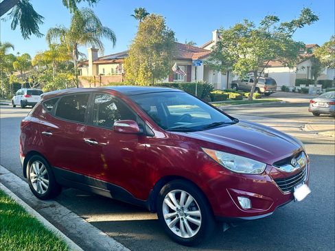 Used 2012 Hyundai Tucson Limited w/ Premium Pkg FWD image 1