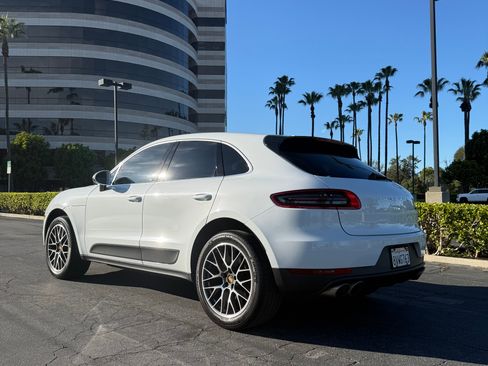 Used 2017 Porsche Macan S AWD/4WD image 9