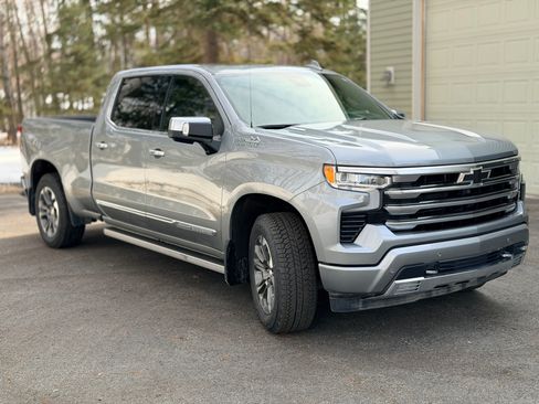 Used 2026 Chevrolet Silverado 1500 High Country w/ Technology Package AWD/4WD image 2