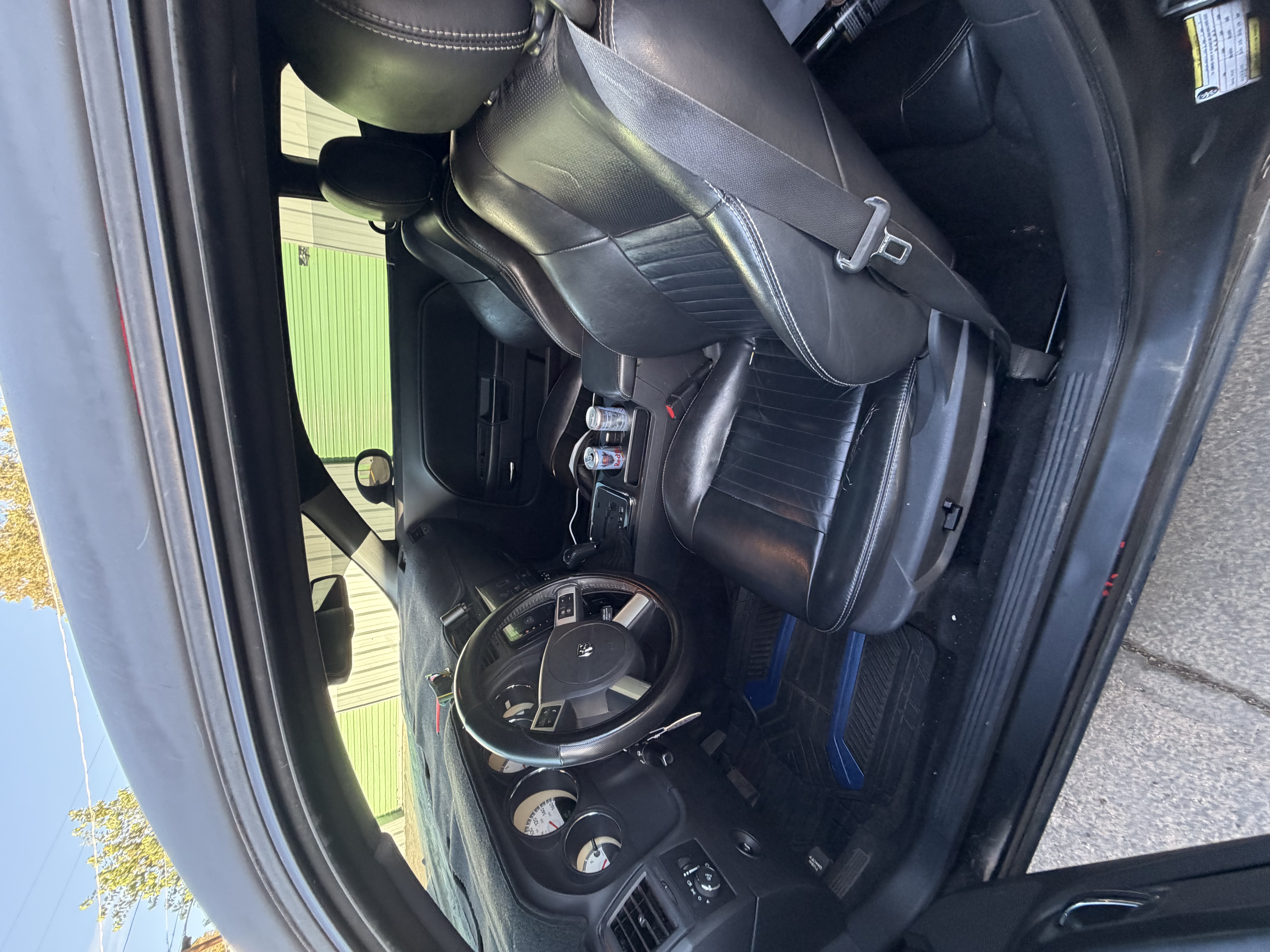 Used 2009 Dodge Challenger R/T RWD image 6